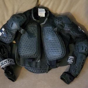 AXO Youth Chest Protector